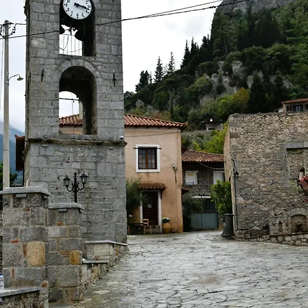 το φαραγγι του παρνασσου Tithorea
